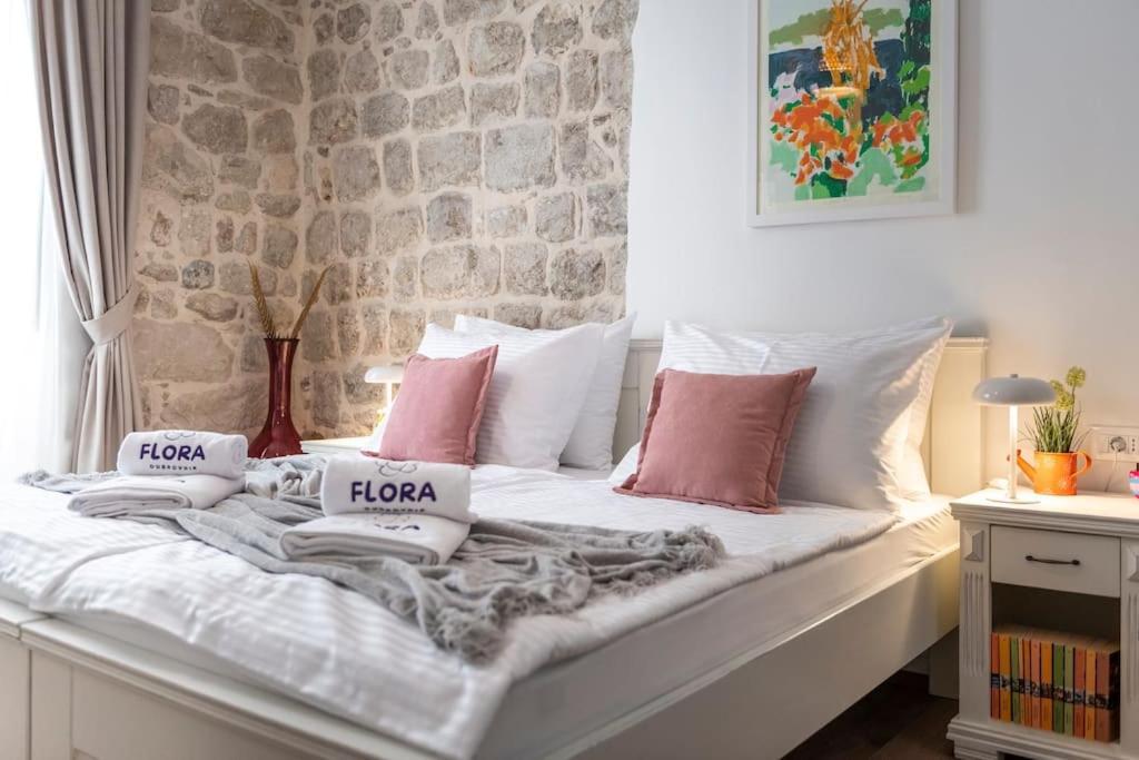 Flora-Heartbeat Old City Three Bedrooms Apartment Dubrovnik Exterior foto